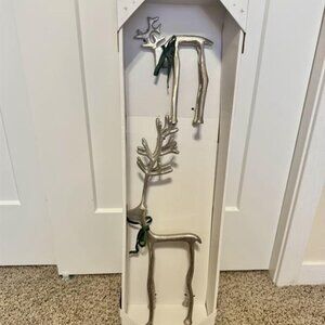 Merry Moments Reindeer